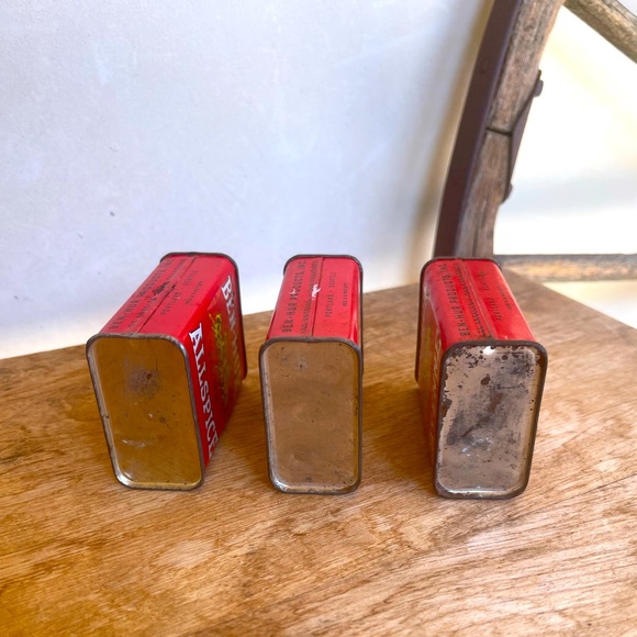 BEN-HUR SPICE TINS Vintage 1940’s-1950’s Partially Full 2 Ounce Horses Charming! - Picture 5 of 10